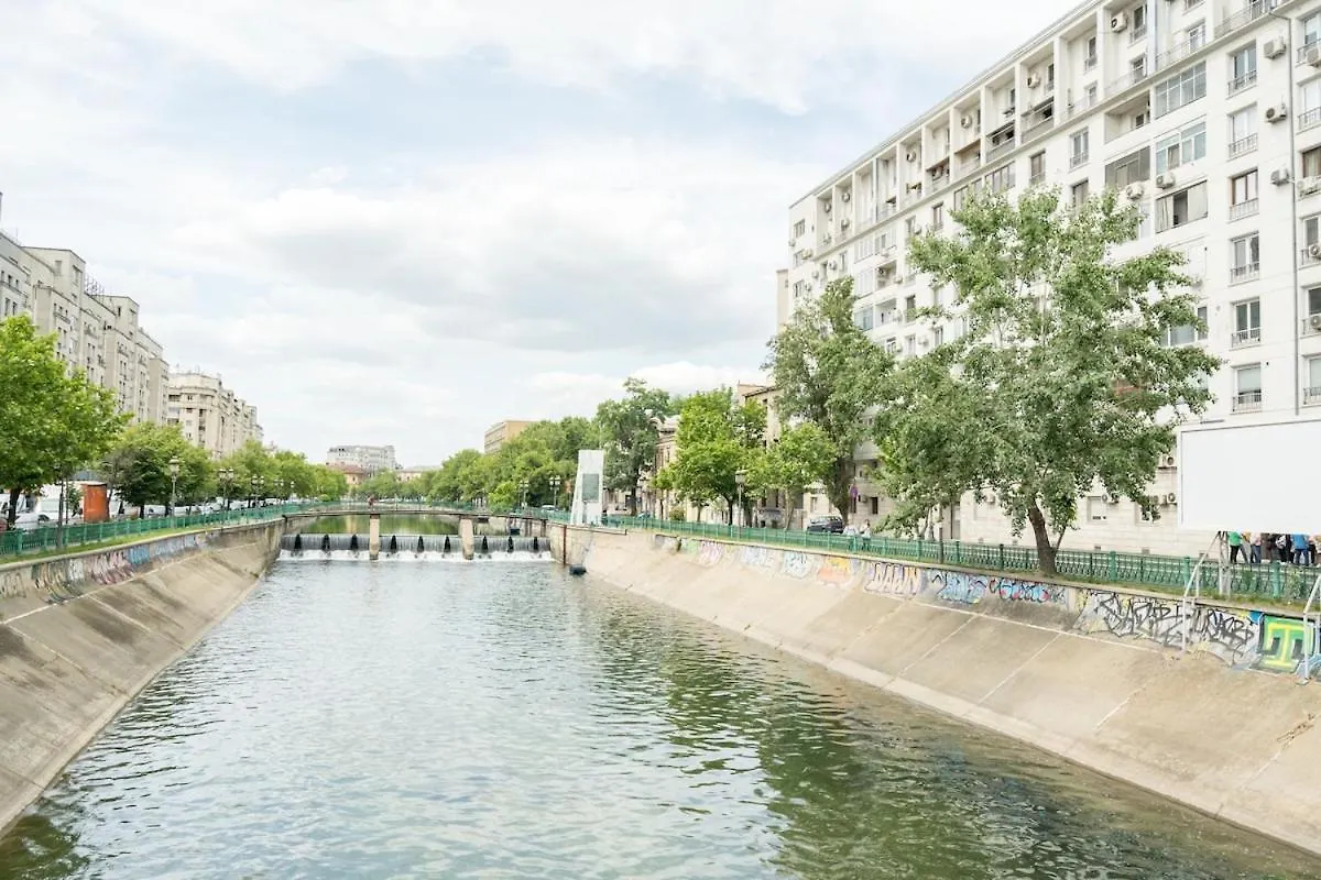 Superb River Views 2Br Flat - Top Location Bucharest