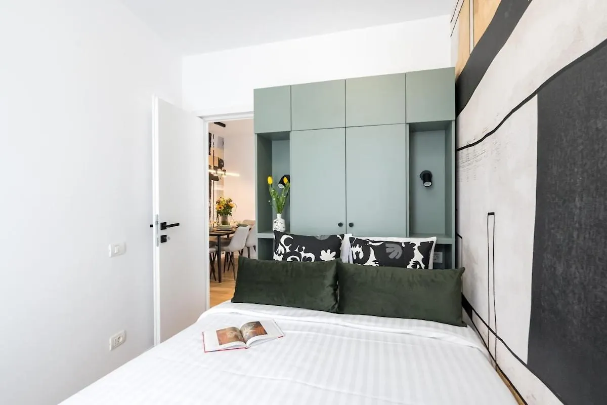Superb River Views 2Br Flat - Top Location Bucarest Appartamento